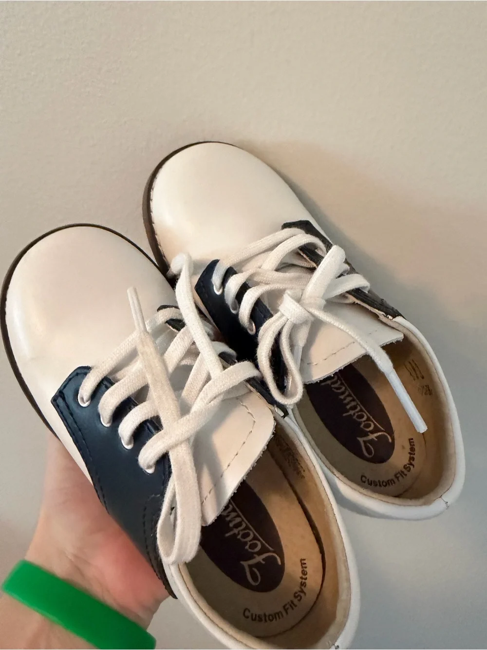 Footmates Two-Tone Saddle Shoes in White and Navy